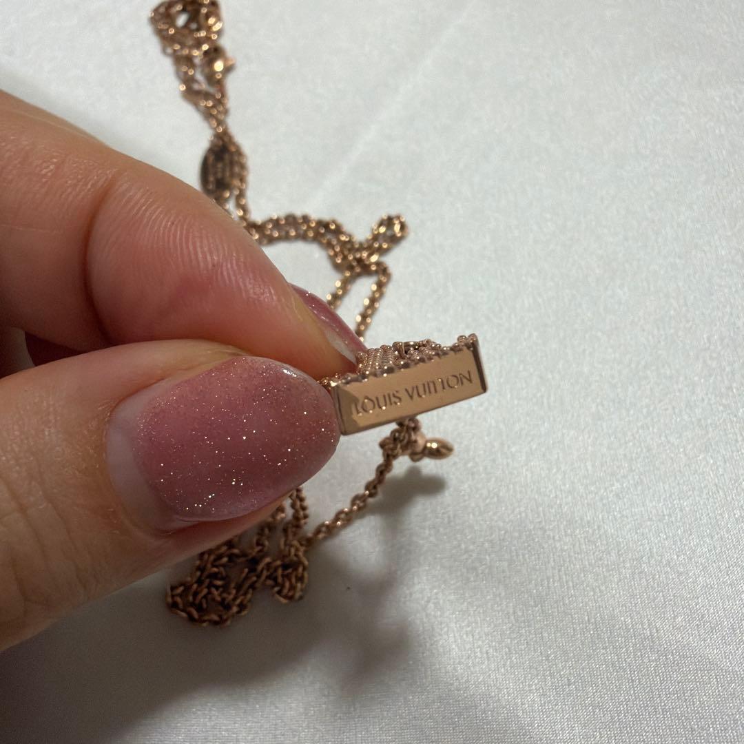 LOUIS VUITTON ルイヴィトン　アイコニック