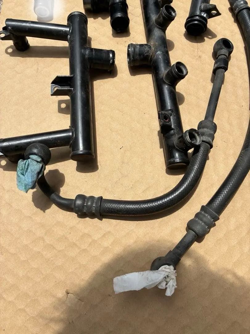 ZRX1200ダエグ ラジエーターパイプ　オイルライン