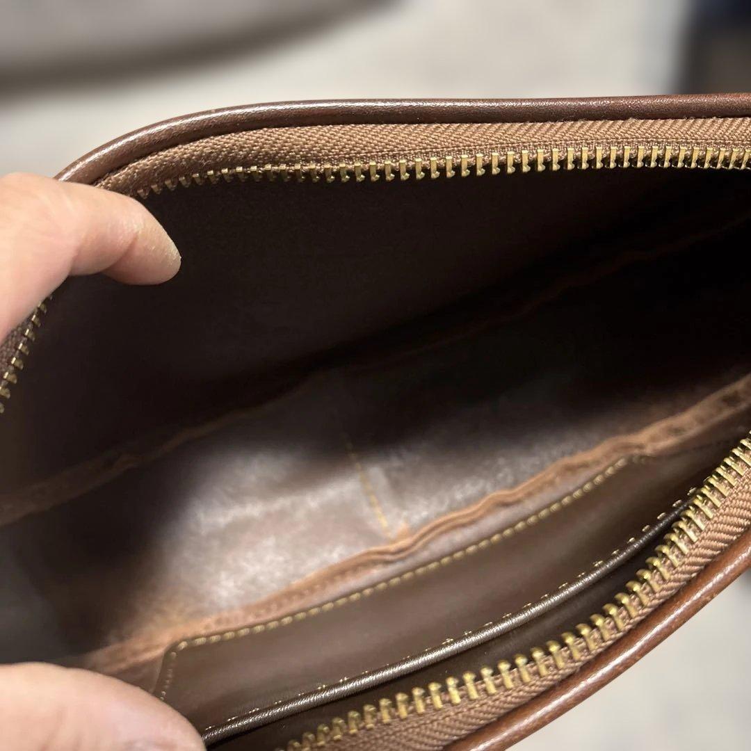 アナロジコ　半月ショルダー　バッグ