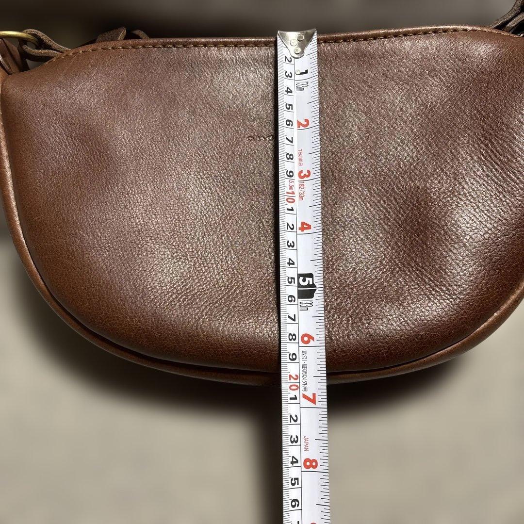 アナロジコ　半月ショルダー　バッグ