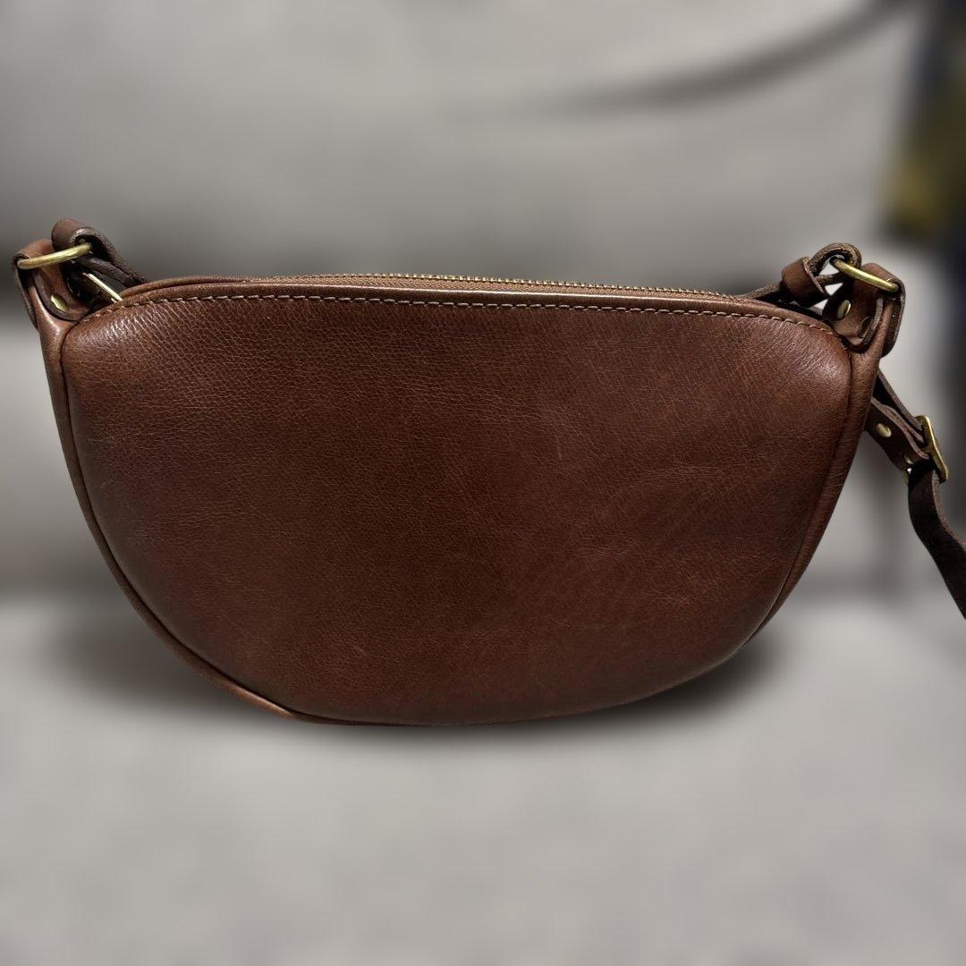 アナロジコ　半月ショルダー　バッグ