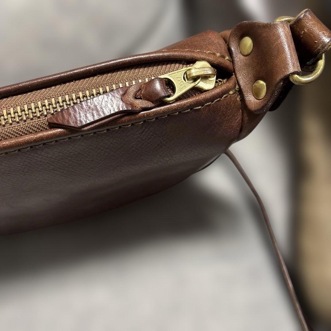 アナロジコ　半月ショルダー　バッグ