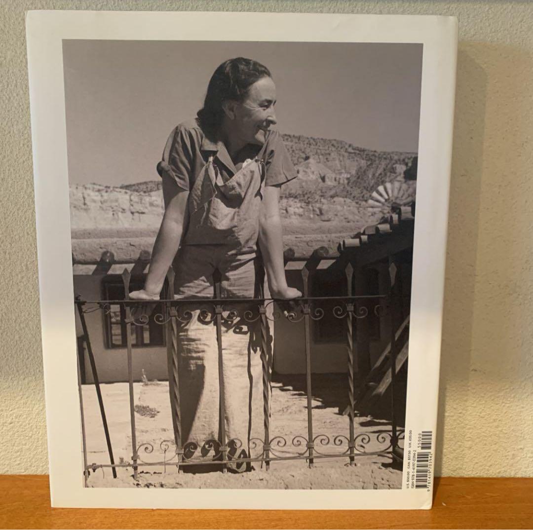 ia O'Keeffe and Her Housesジョージアオキーフ