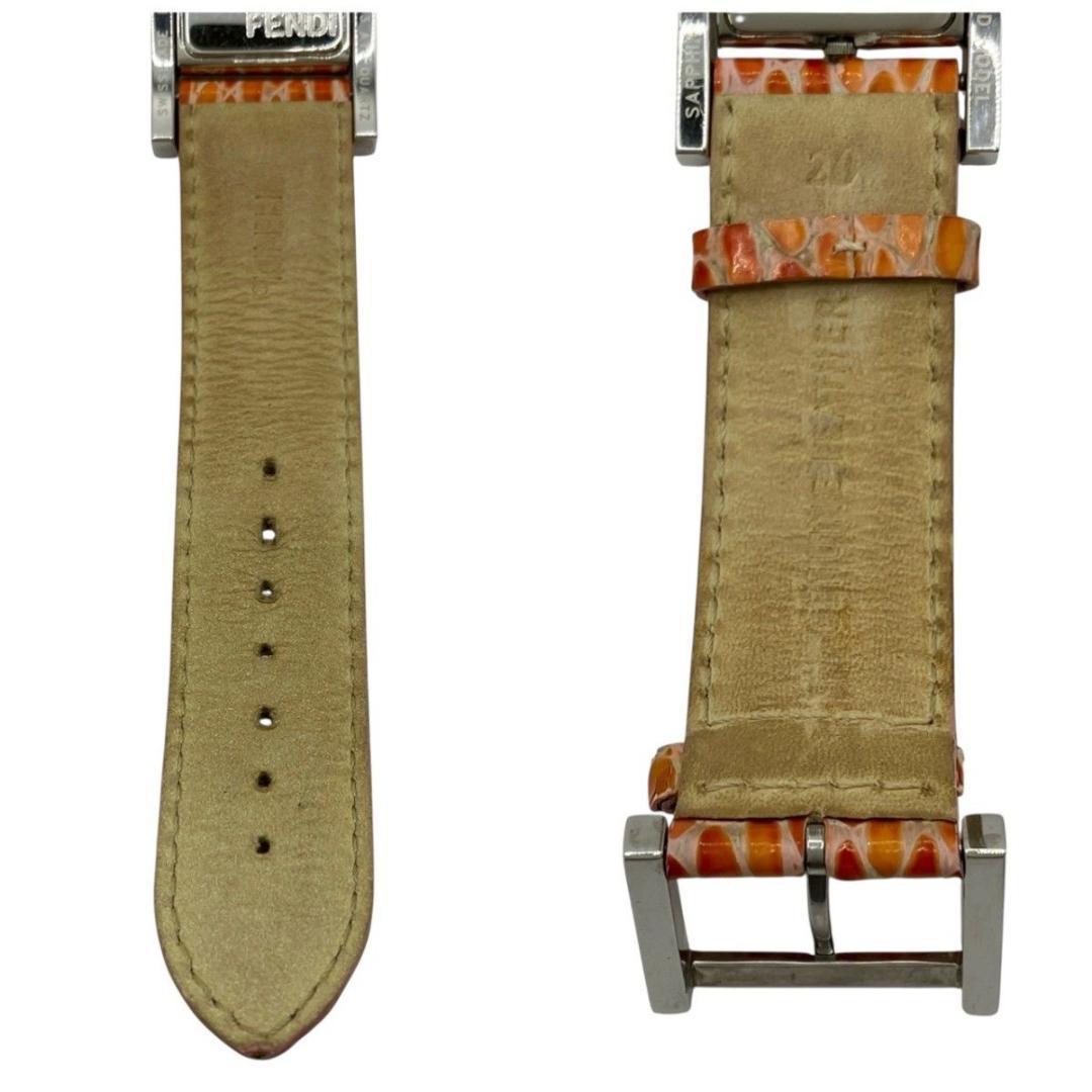 FENDI フェンディ 腕時計 スクエア　シルバー文字盤　ターンフェイス 稼働品