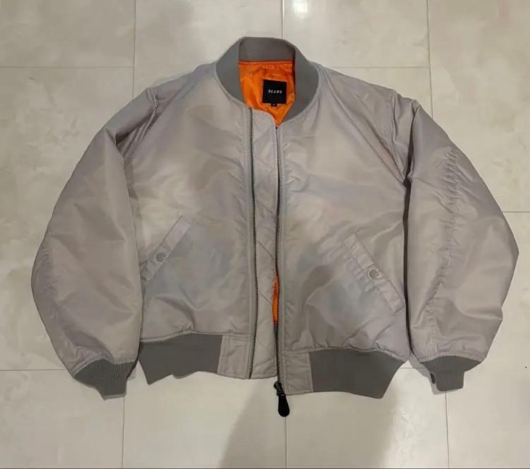 BEAMSホワイト MA-1 フライトジャケット