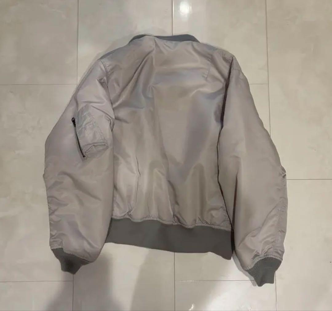 BEAMSホワイト MA-1 フライトジャケット