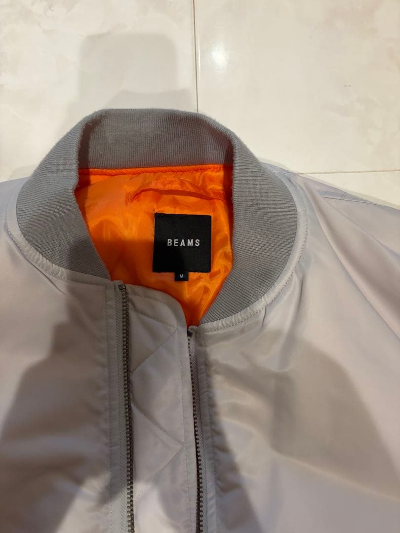 BEAMSホワイト MA-1 フライトジャケット