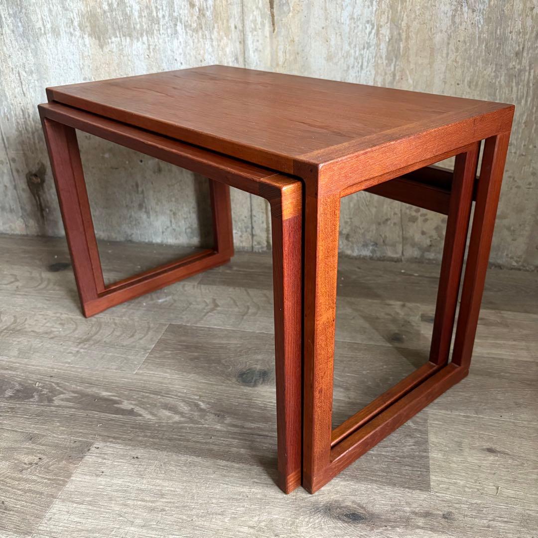 ヴィンテージ チーク材　無垢材　ネストテーブル　オイルフィニッシュ