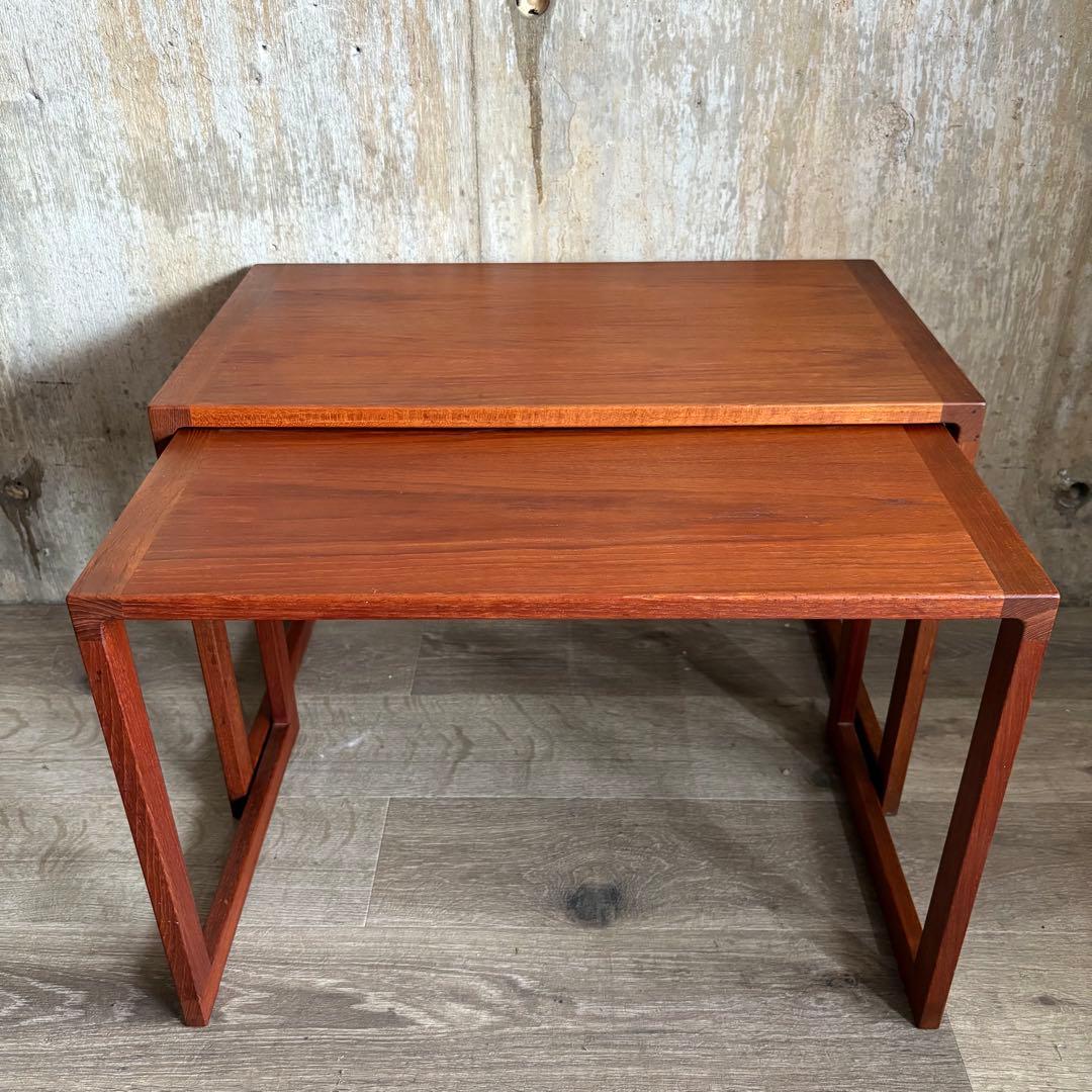 ヴィンテージ チーク材　無垢材　ネストテーブル　オイルフィニッシュ