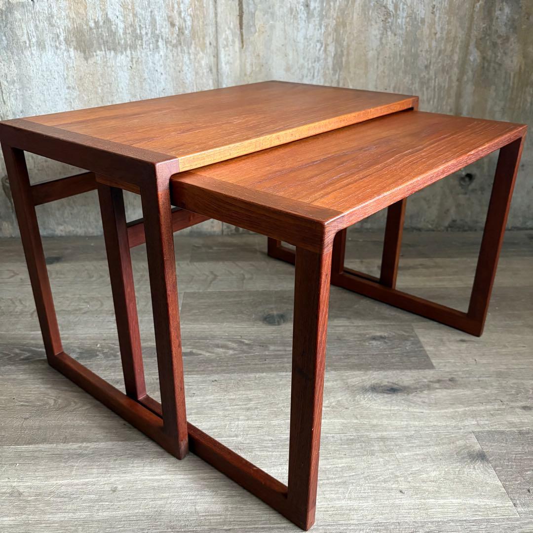 ヴィンテージ チーク材　無垢材　ネストテーブル　オイルフィニッシュ