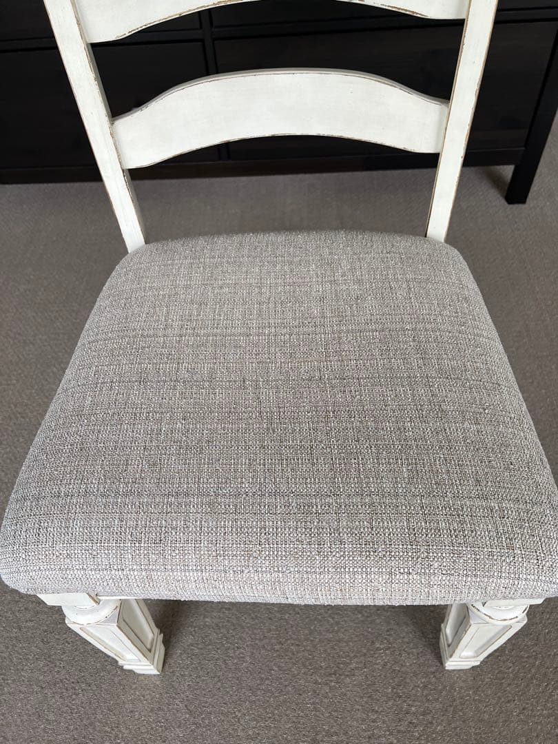 ③ ダイニングチェア　アンティーク仕上げ　白　送料込　輸入家具