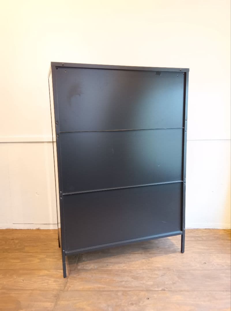 ディスプレイケース　棚無し　使用感有　高さ約１２０cm✕幅８１cm✕奥行３９cm