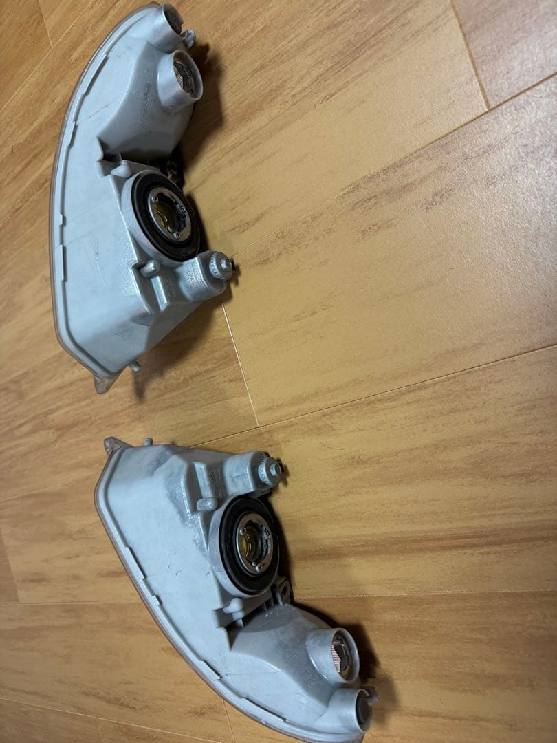 セルシオ30後期　純正フォグランプユニット左右