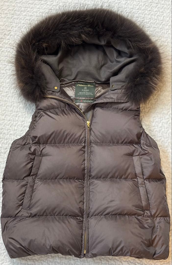 ナノユニバース　西川ダウン　ダウンベスト　チャコール　38
