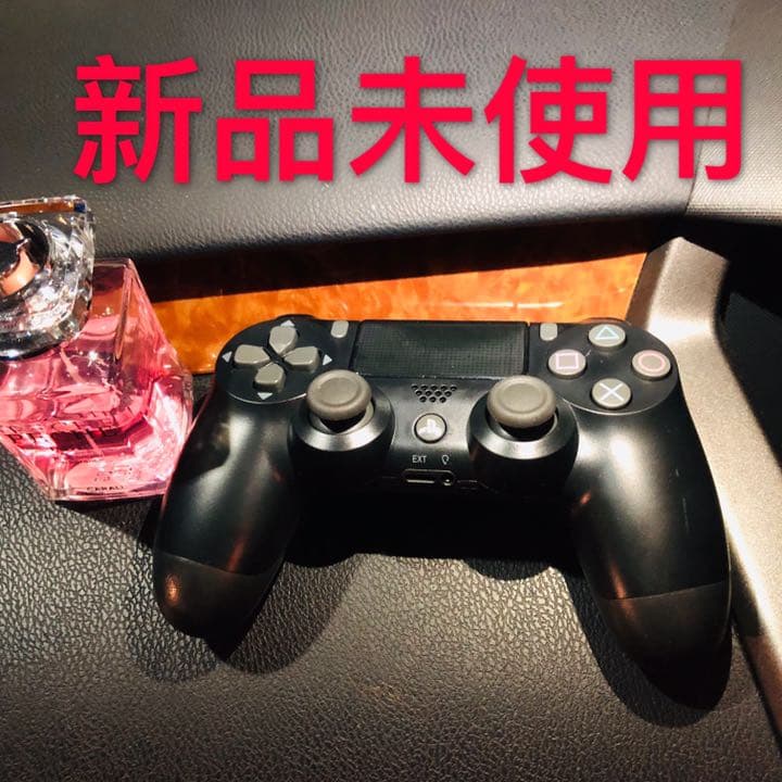 新品コントローラー 二つ付き+新品初回特典PS4限定版FF零式+USBケーブル