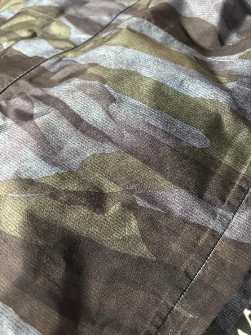 686スノーボードウェア　GORE-TEX Lサイズ