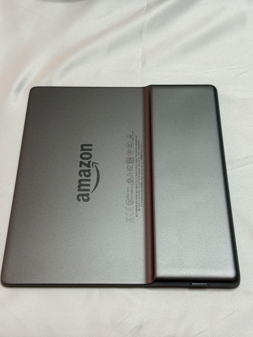 Kindle Oasis 第10世代 32GB Wi-Fiモデル 本体＋カバー