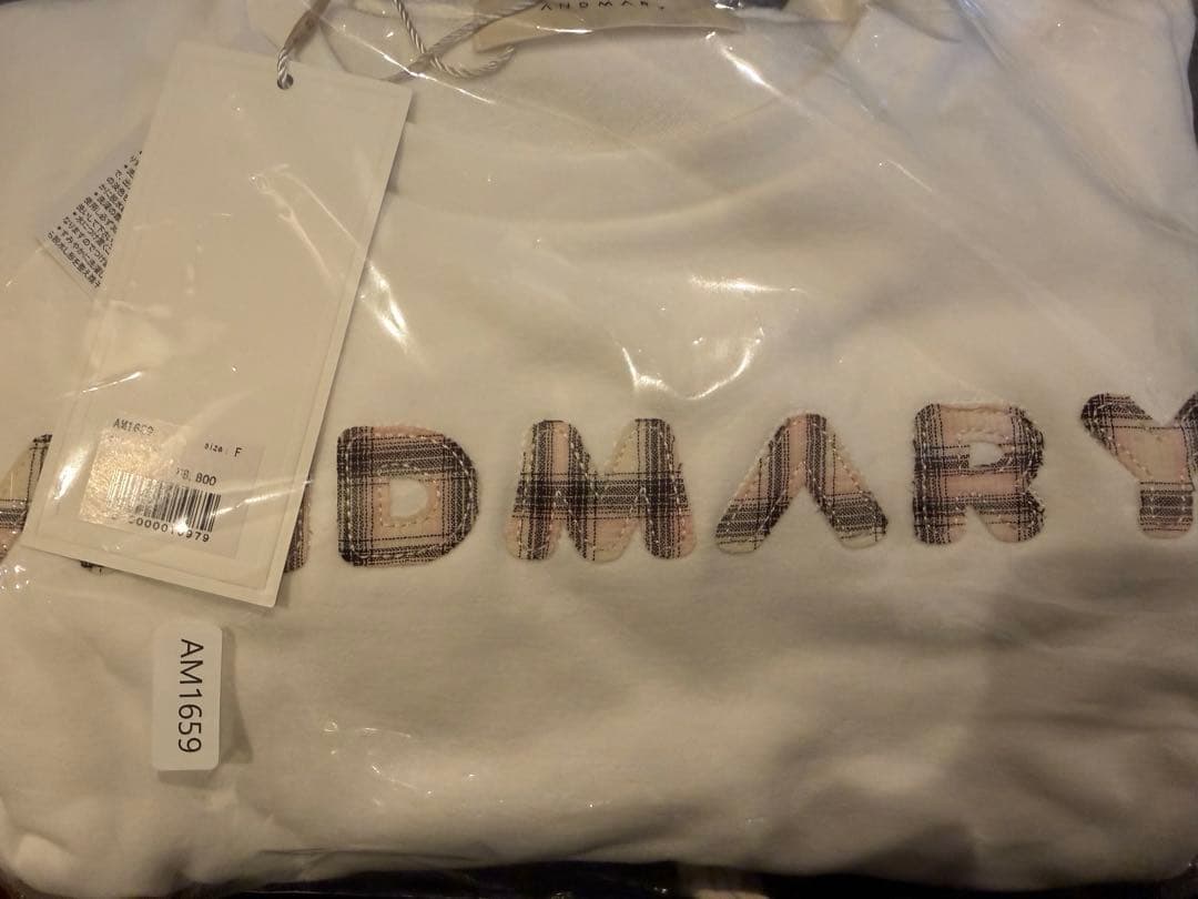 トップス Mary logo pattern tops andmary white