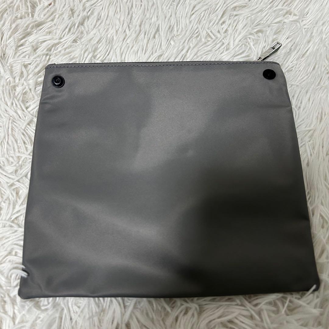 【未使用級✨大容量/ポーチ付き】トゥミ　リュック　ナイロン　シルバーグレー　通勤