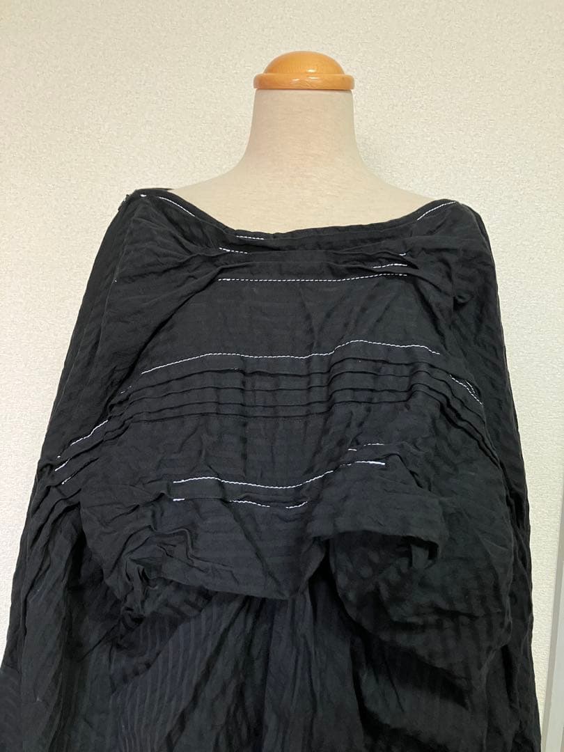 専用 トリコ コムデギャルソン ブラック ドレープポンチョ