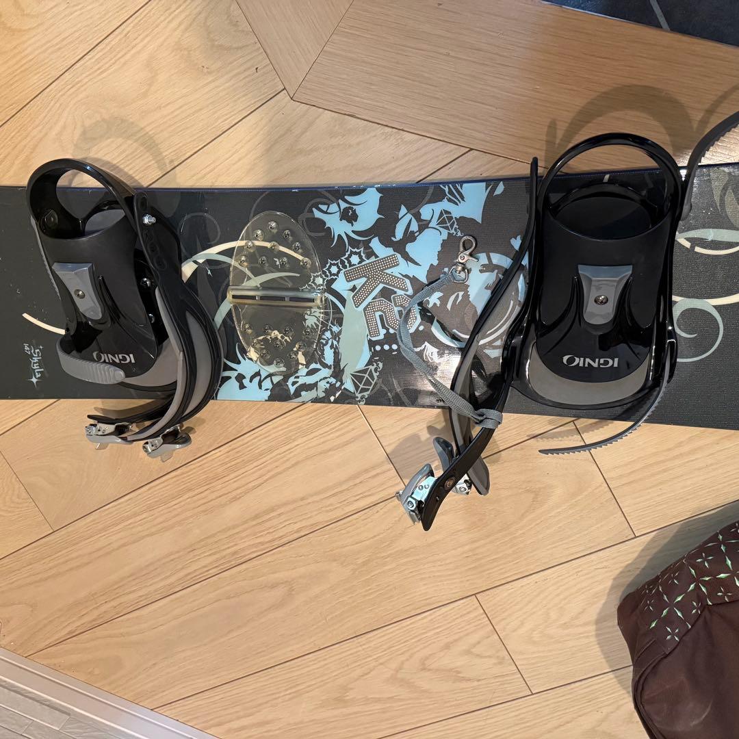 K2 スノーボード　ブラック/ブルー　ケースおまけ付き