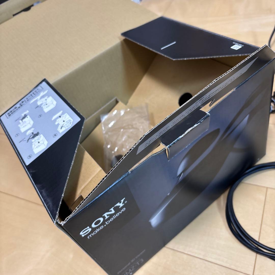 Sony ヘッドマウントディスプレイ　HMZ -T3