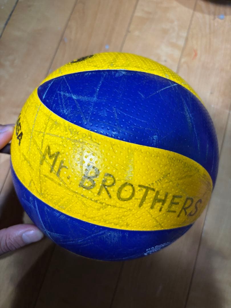 サ*リ様 バレーボール5号球　6球セット売り