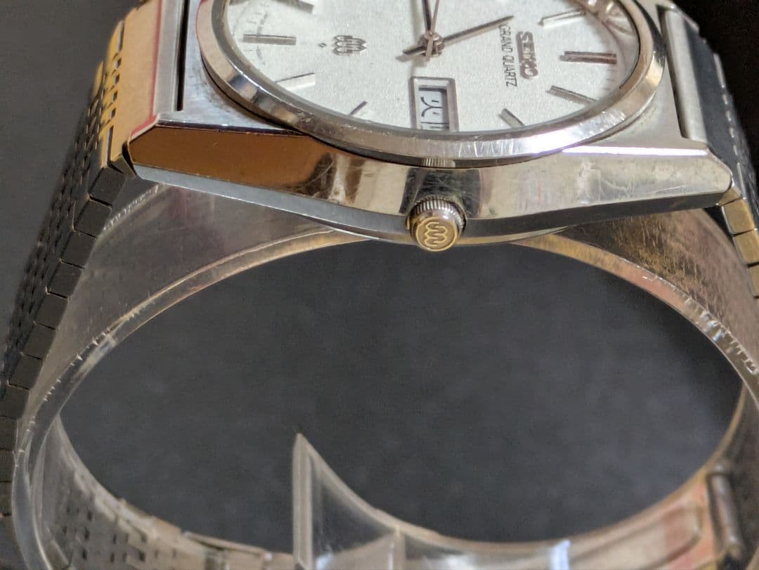 SEIKO GRAND QUARTZ アンティーク腕時計