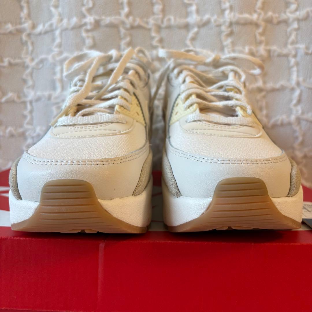 ナイキ エア マックス 90 LV8 ウィメンズシューズ　25cm 厚底