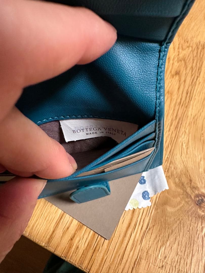 BOTTEGA VENETA 二つ折り財布　ボッテガヴェネタ