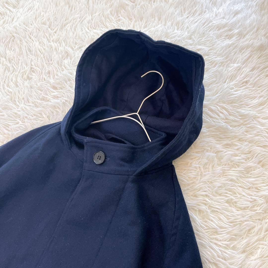 シャルパンティエドゥヴェッソ フーデッドロングコート ウール ボリューム袖 紺