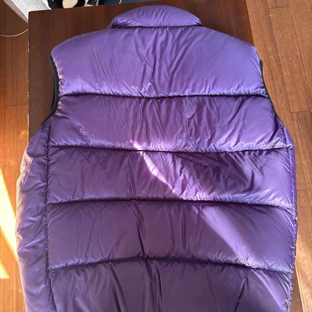 フェザードフレンズ　ダウンベスト