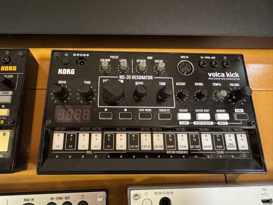 KORG volca 5台セット（スタンド付き）