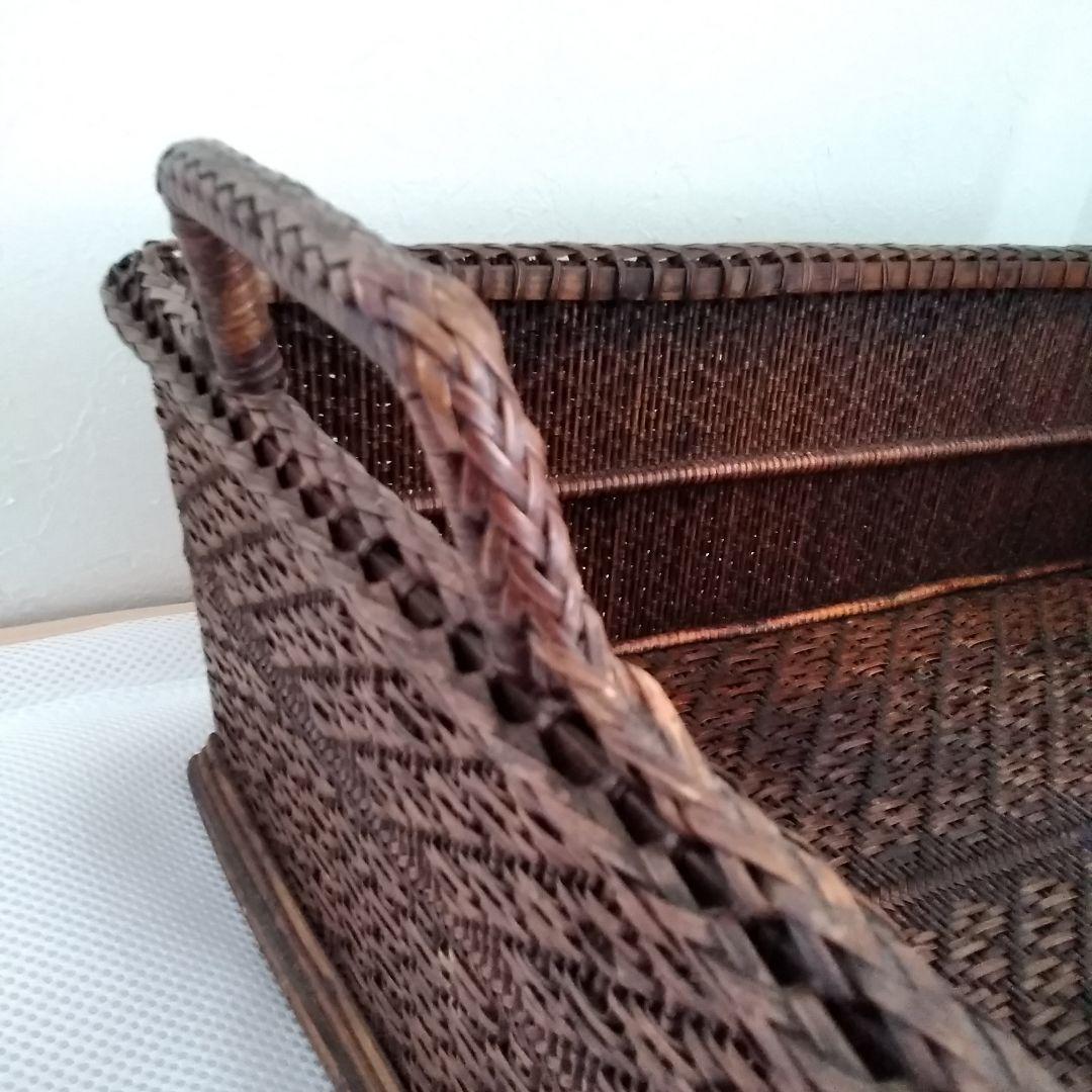 年代不明！両取手付き竹かご！籐籠 竹籠 竹細工 竹編みカゴ 小物入れ！経年美品！