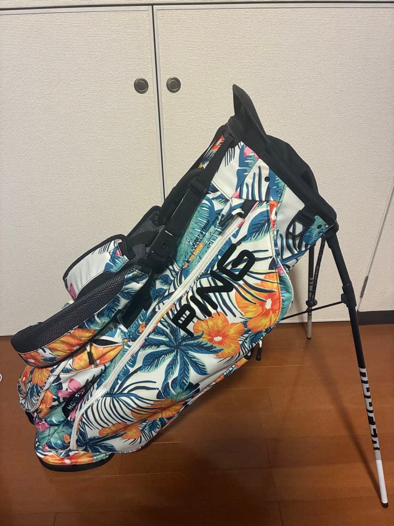 PING hoofer lite キャディバッグ