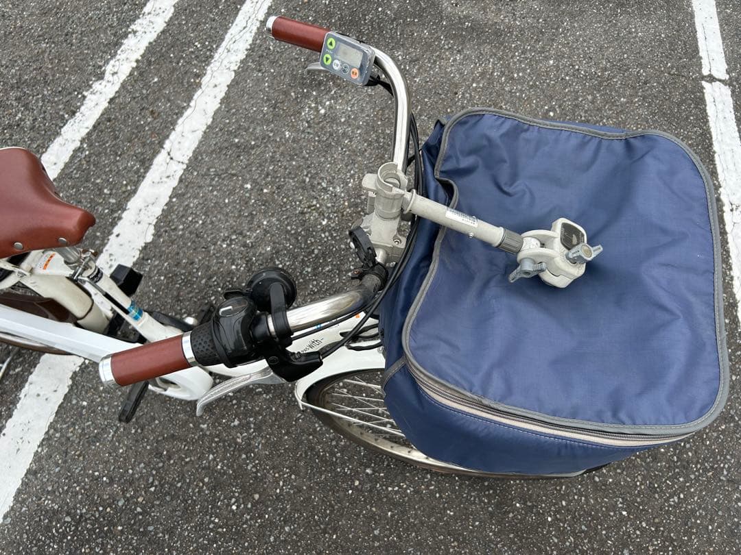 メ*ル様 電動アシスト自転車 シティタイプ バスケット付き