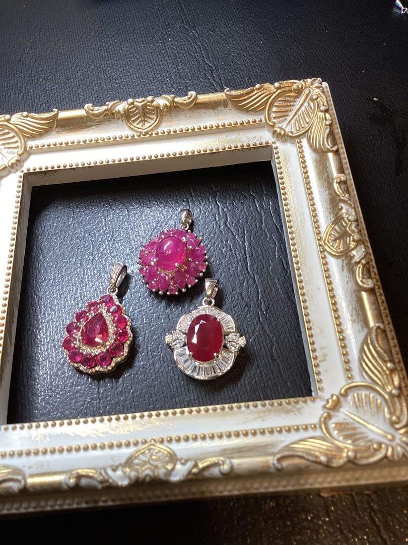 どれみ♬☆*:.。. .。.:*☆❣️ルビーペンダントトップ