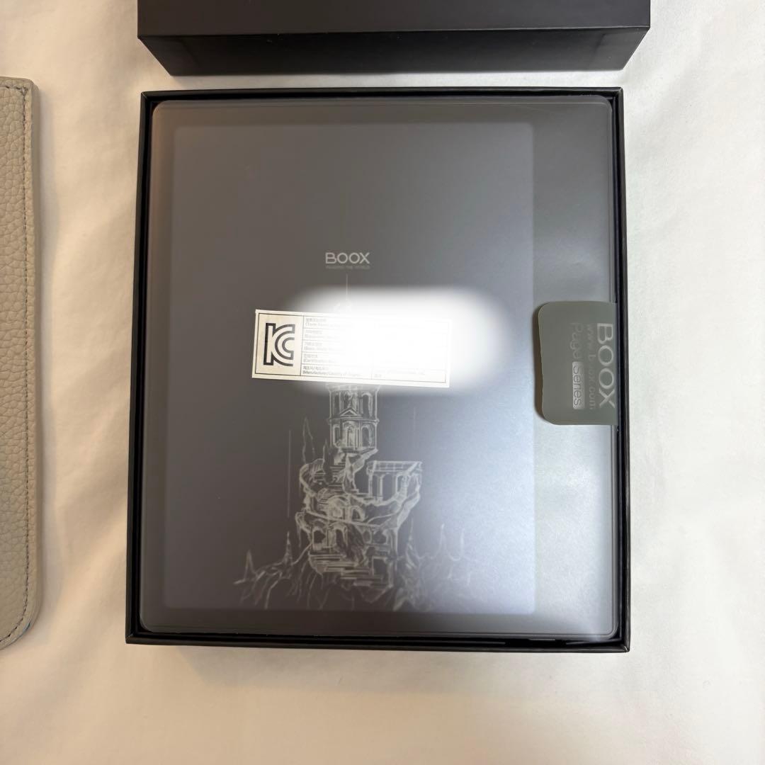 ONYX BOOX PAGE (カバー、スリーブ付き)