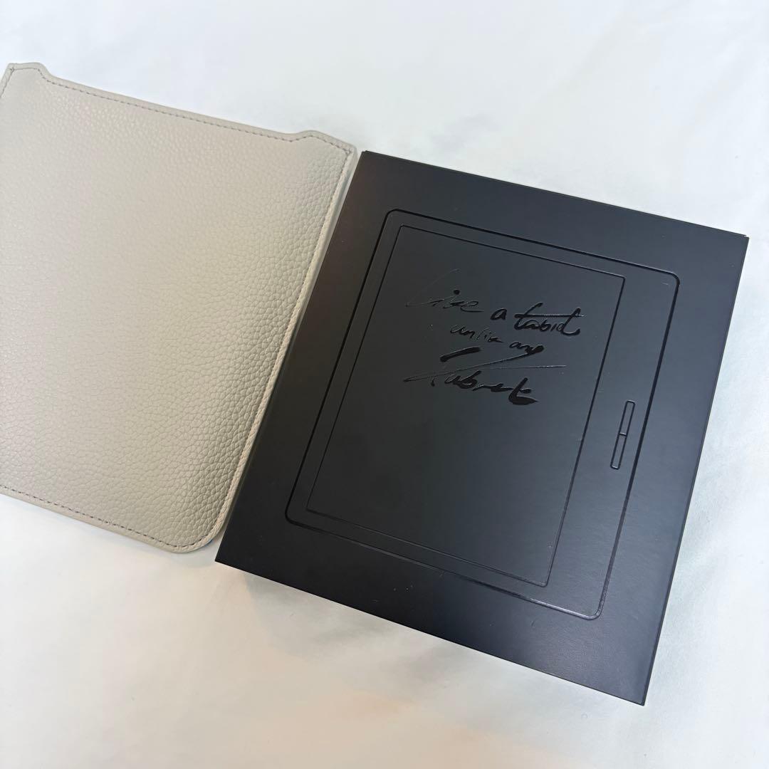 ONYX BOOX PAGE (カバー、スリーブ付き)