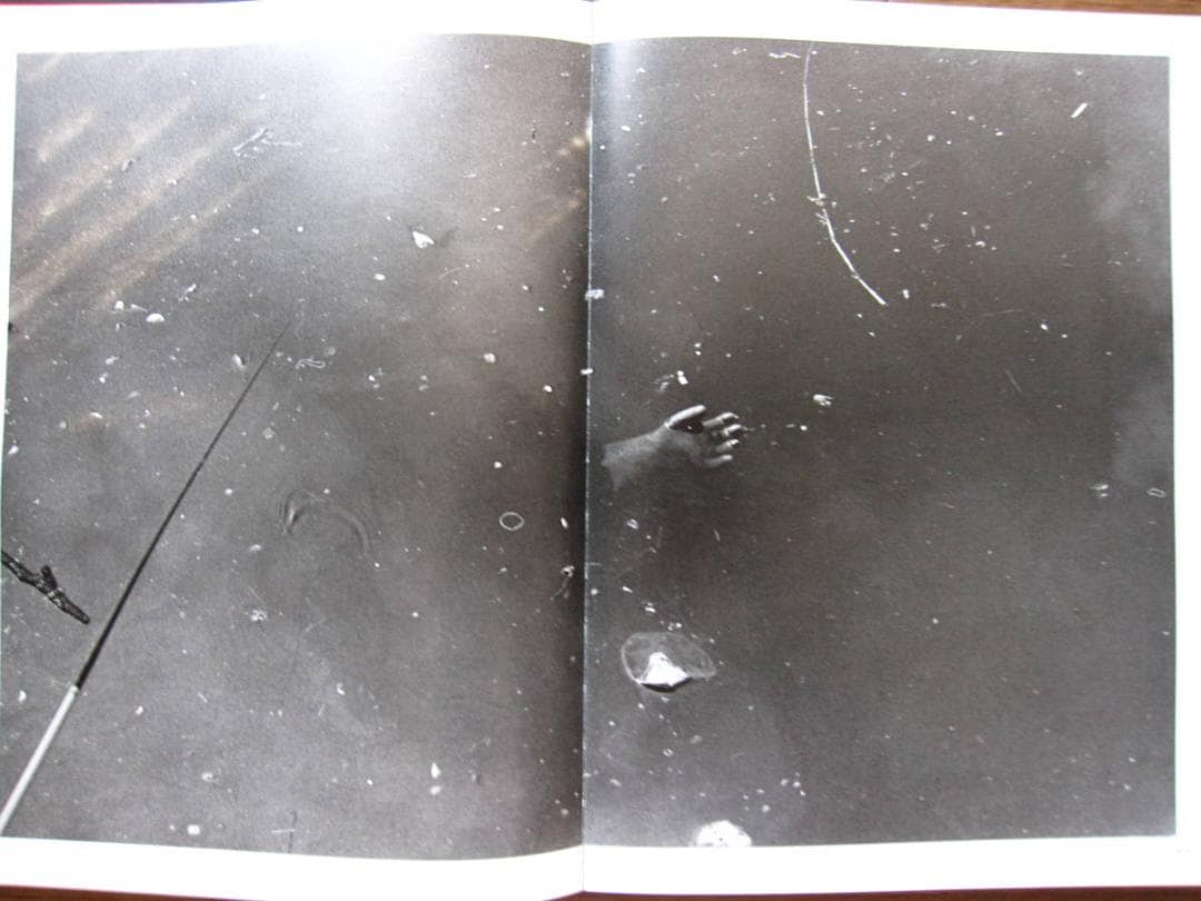 川田喜久治 世界劇場 The Globe Theater　550部限定　サイン入