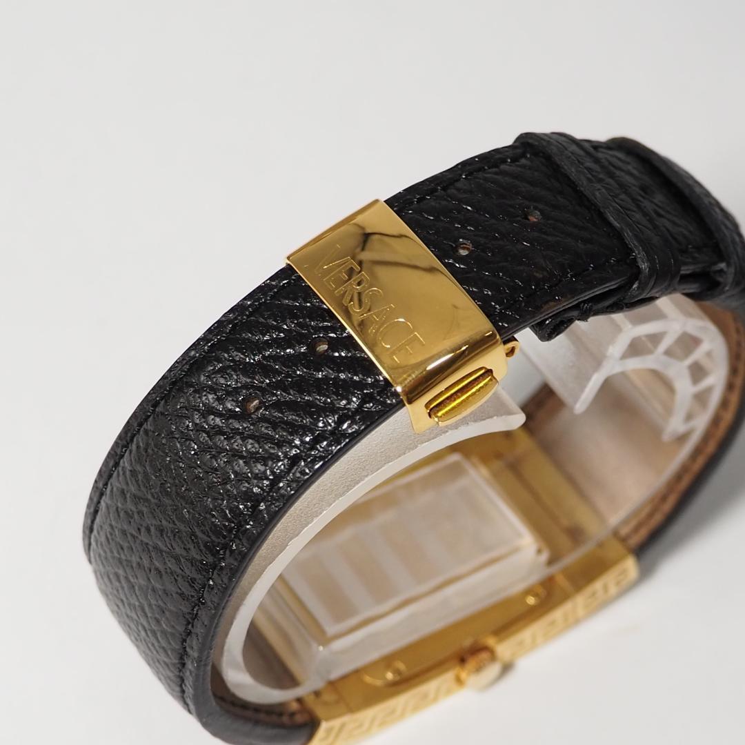 ヴェルサーチ 革ベルト 4Pダイヤ スクエア メンズ 腕時計 ゴールド F123