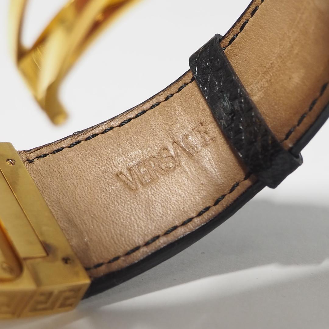 ヴェルサーチ 革ベルト 4Pダイヤ スクエア メンズ 腕時計 ゴールド F123