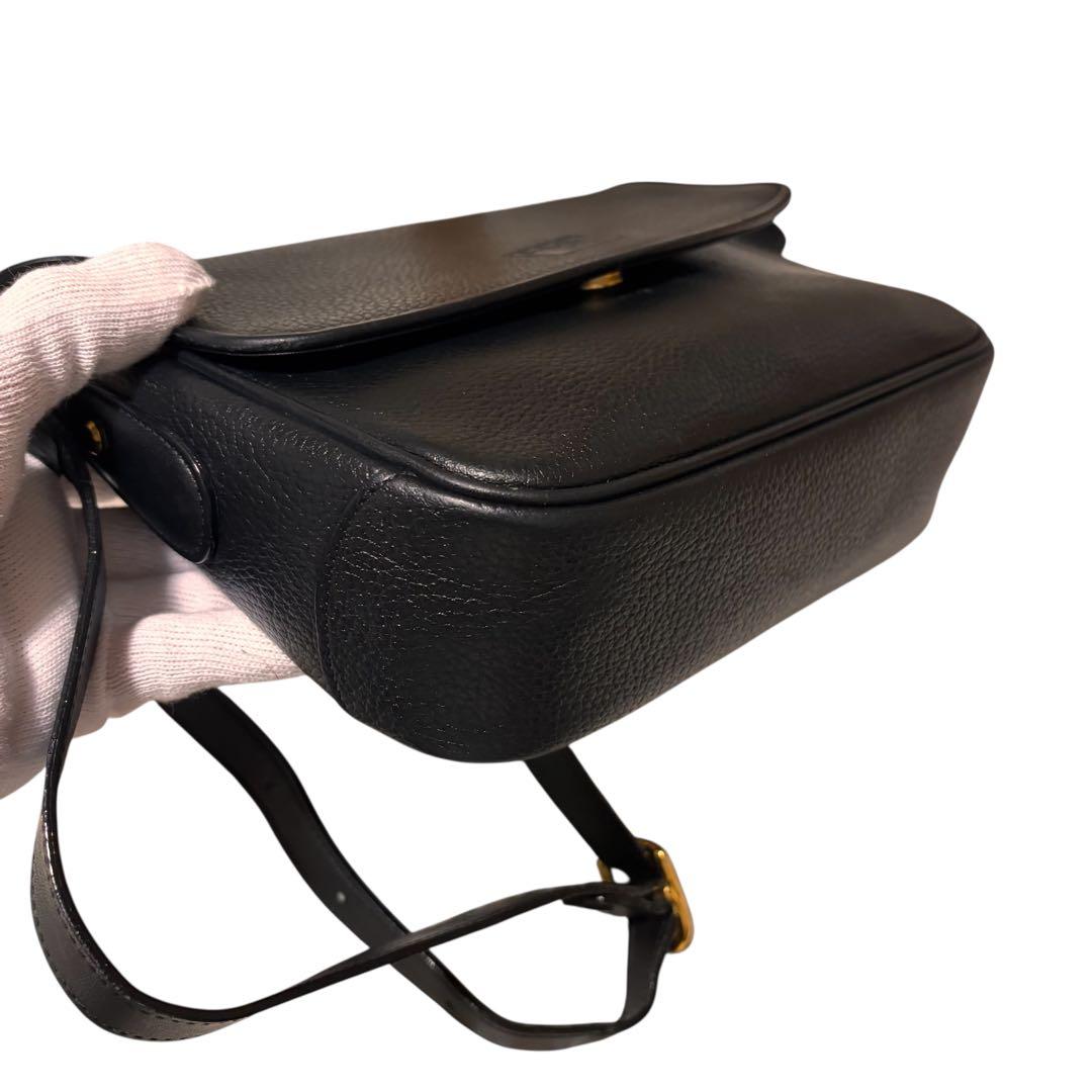 美品BURBERRY ブラック レザー ショルダーバッグ