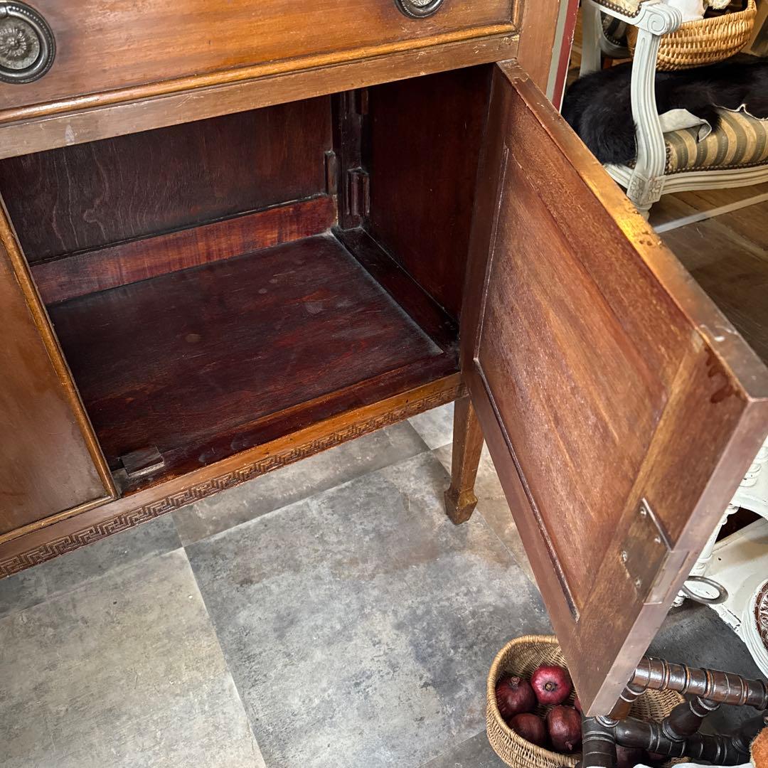 ~kiko~ イギリスアンティーク　木製クラシックキャビネット