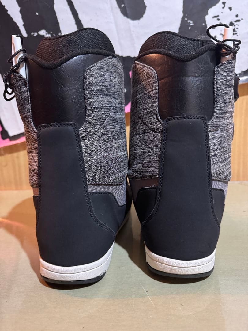 DEELUXE RAY LARA 24.0cm 美品