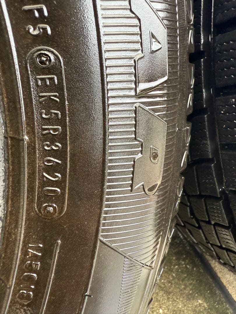 専用です！バリ山スタッドレス付きホイール⭐︎スノータイヤ