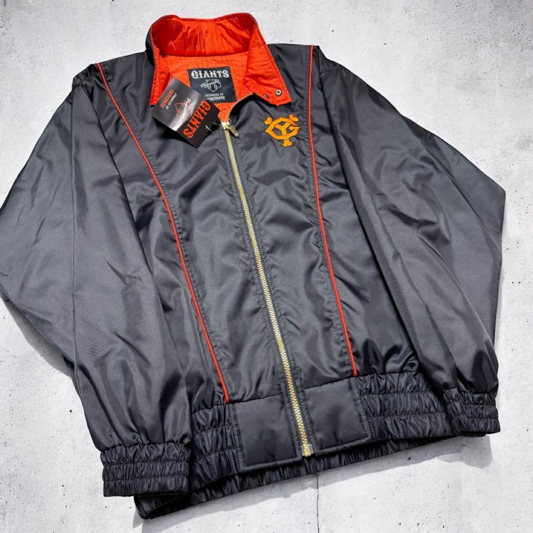 未使用　90年代　読売ジャイアンツ　巨人 デサント グランドコート Lサイズ