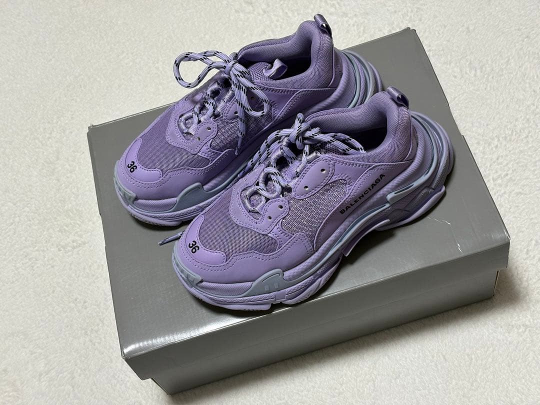 バレンシアガ　トリプルS