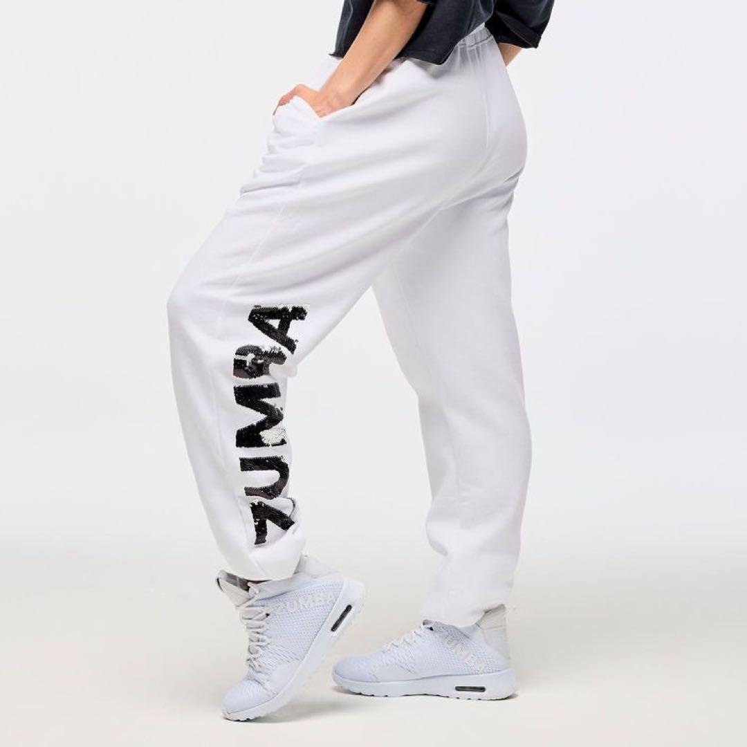 新品　正規品　ズンバ　ラスト　X S スパンコール　ジョガーパンツ