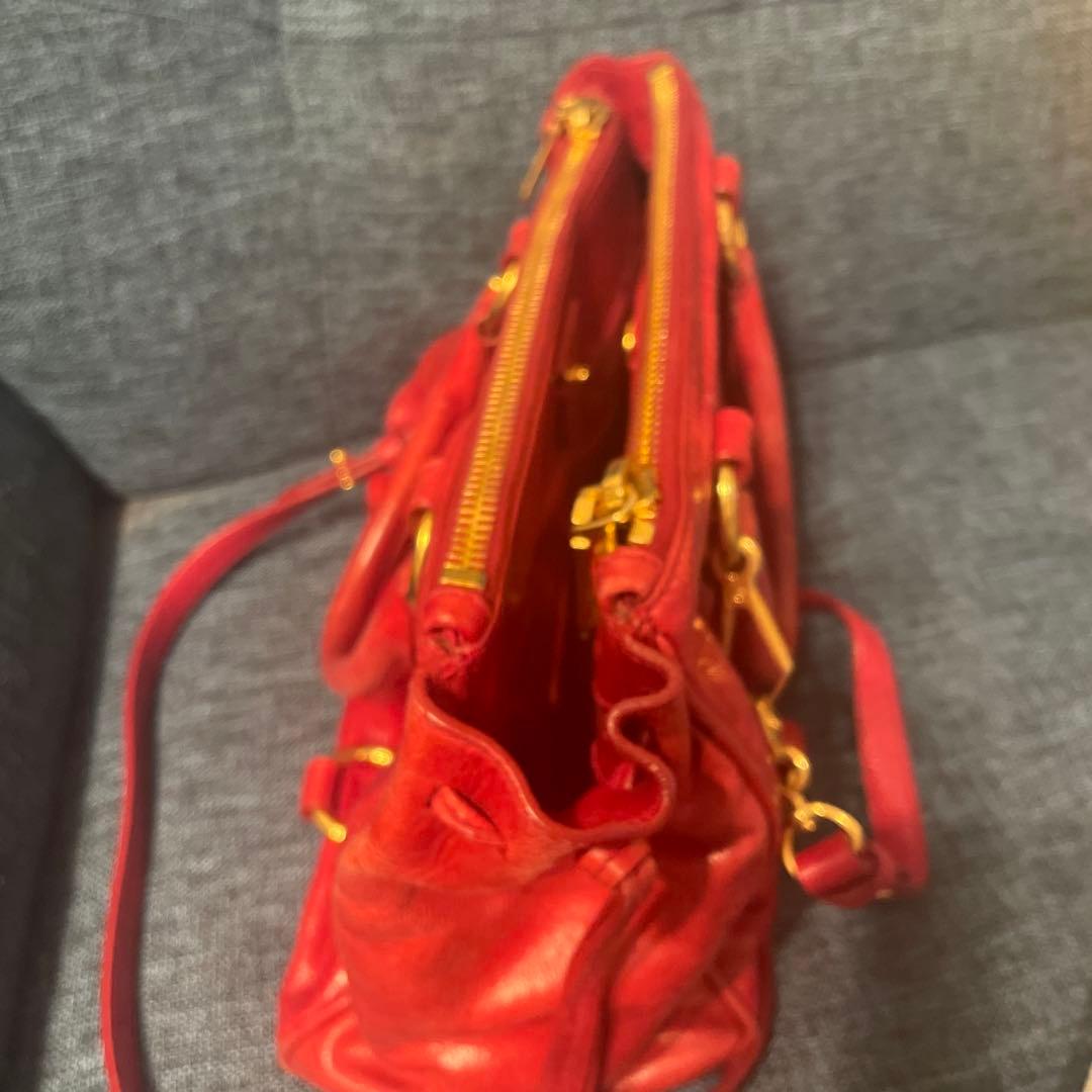 ⭐︎たか⭐︎ミュウミュウmiumiu バッグ　赤